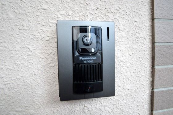 �y�Z�L�����e�B�z�@�l�C�̃��j�^�[�t���C���^�[�z���I