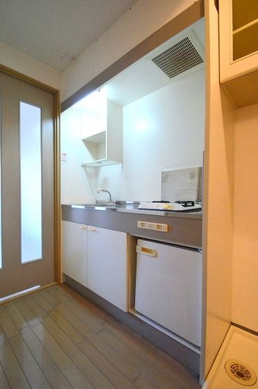 �y�L�b�`���z�@