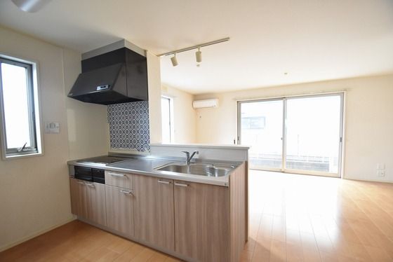 �y���̑������E�X�y�[�X�z�@