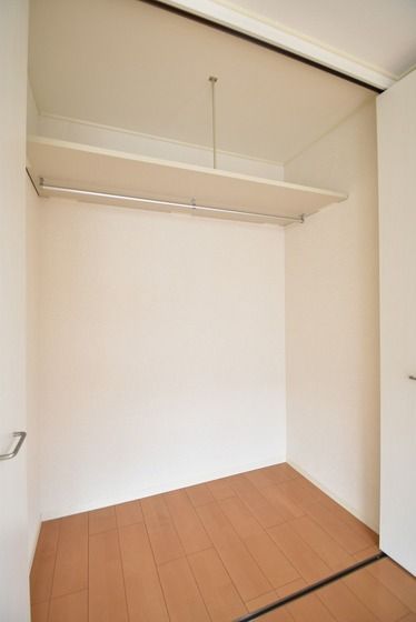 �y���̑��ݔ��z�@