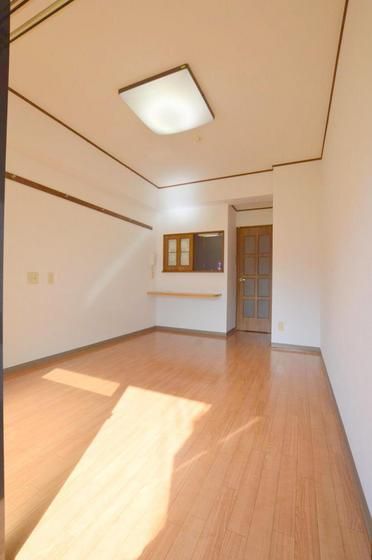 �y���̑������E�X�y�[�X�z�@