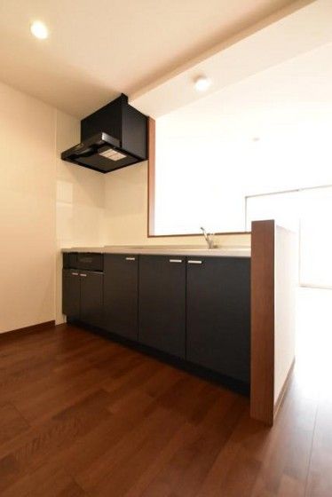 �y�L�b�`���z�@