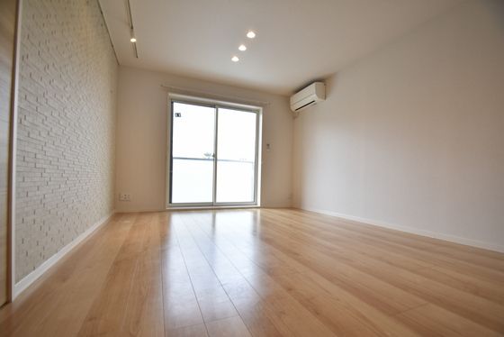 �y���̑������E�X�y�[�X�z�@