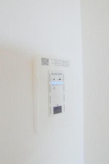 �y���̑��ݔ��z�@����Wi-Fi