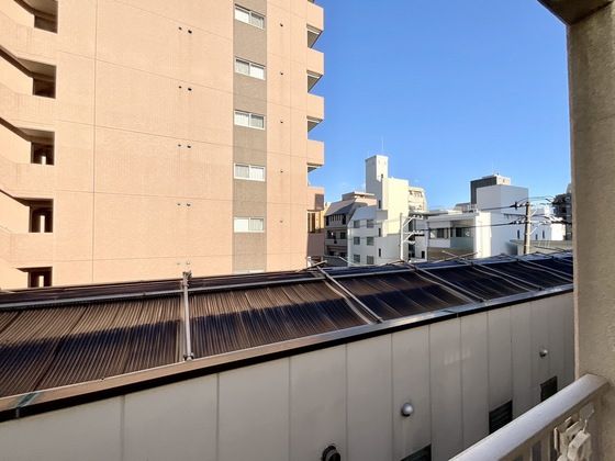 �y���]�z�@