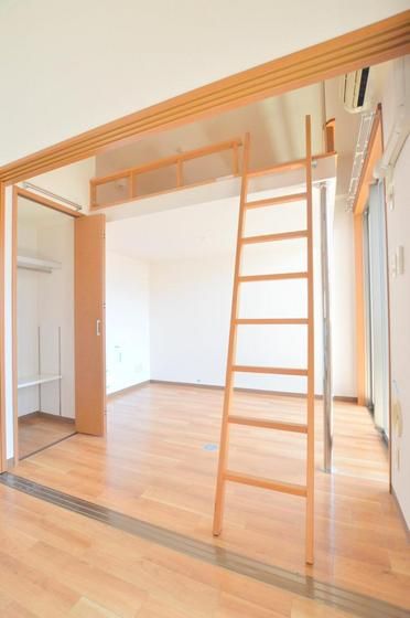 �y���̑������E�X�y�[�X�z�@