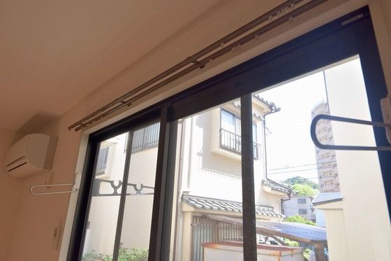 �y���]�z�@