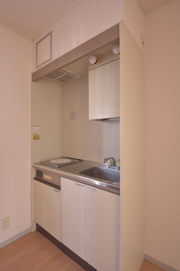 �y�L�b�`���z�@