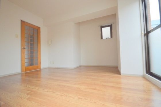 �y�����E���r���O�z�@�m��7.5��