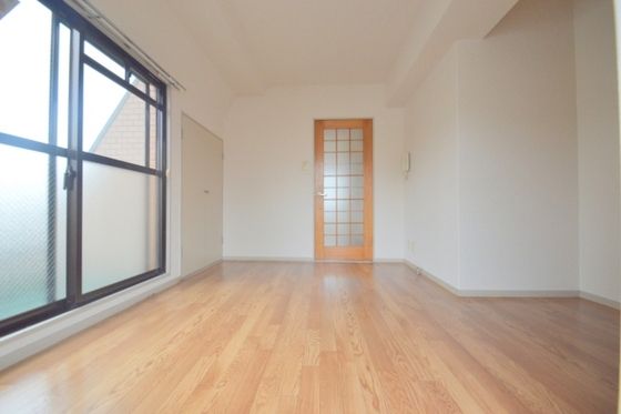 �y�����E���r���O�z�@�L���C�ȃI�[���t���[�����O(^^)