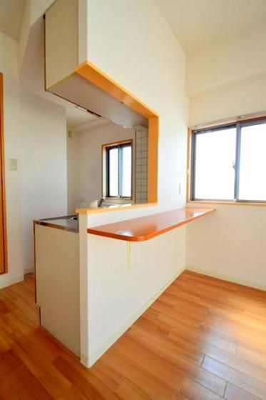 �y�L�b�`���z�@