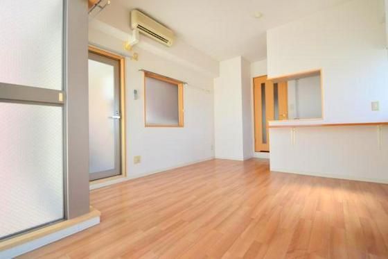 �y�����E���r���O�z�@