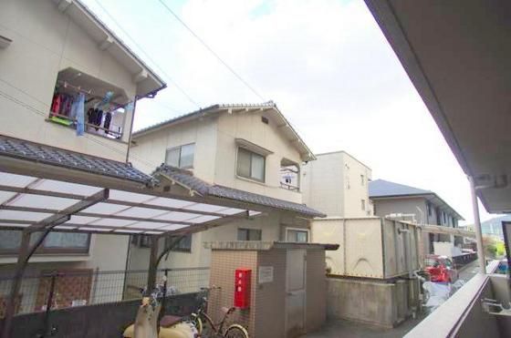 �y���]�z�@