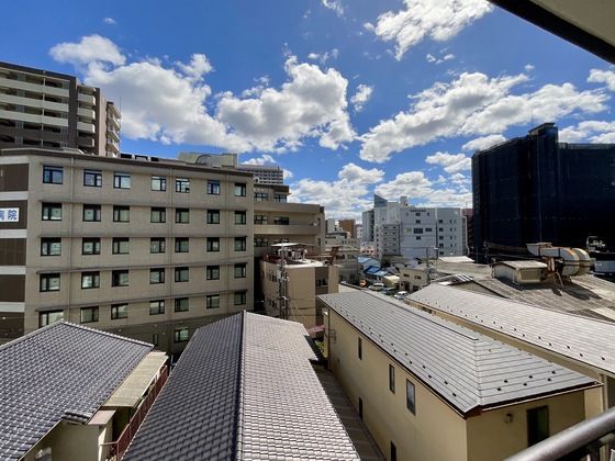 �y���]�z�@