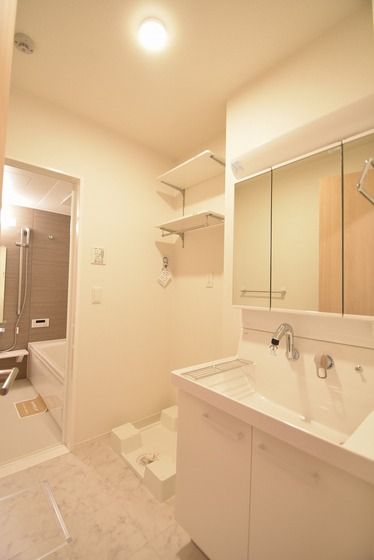 �y���ʏ��z�@