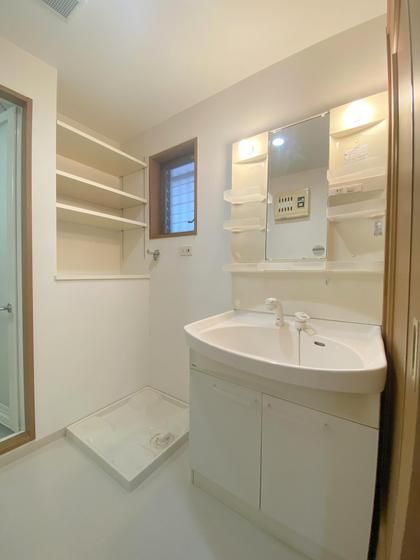 �y���ʏ��z�@