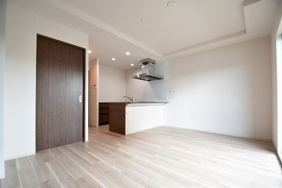 �y���̑������E�X�y�[�X�z�@