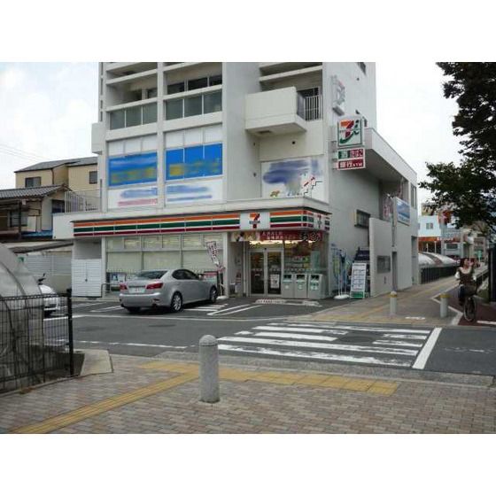 �y���Ӂz�@�R���r�j