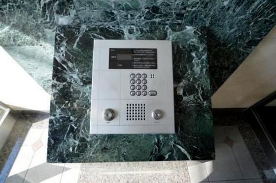 �y�Z�L�����e�B�z�@�I�[�g���b�N�Z�L�����e�B