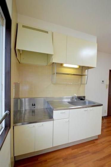 �y�L�b�`���z�@