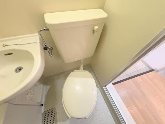 �y�g�C���z�@