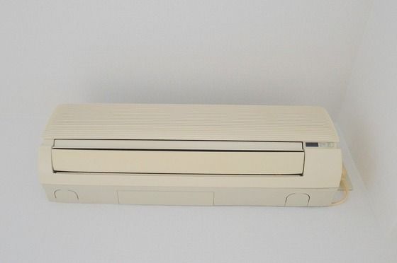 �y���̑��ݔ��z�@�G�A�R��1��t����