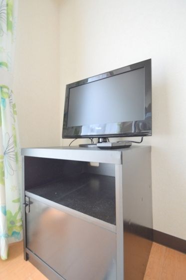 �y���̑��ݔ��z�@�e���r�t