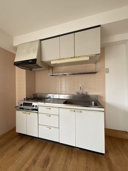 �y�L�b�`���z�@