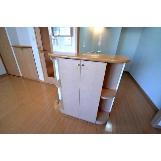 �y�����E���r���O�z�@