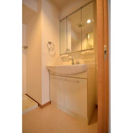 �y���ʏ��z�@