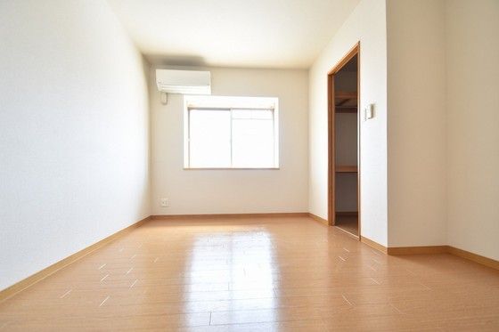 �y���̑������E�X�y�[�X�z�@