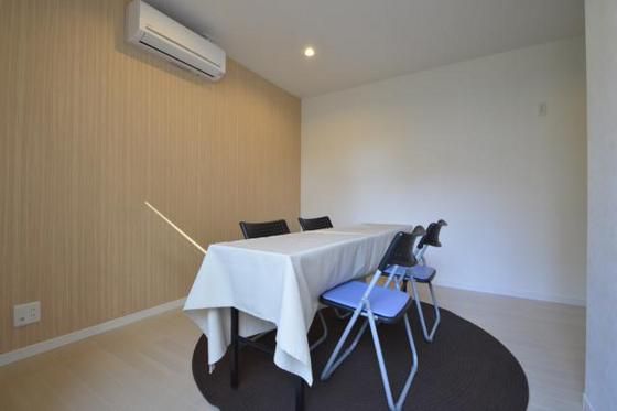 �y�����E���r���O�z�@