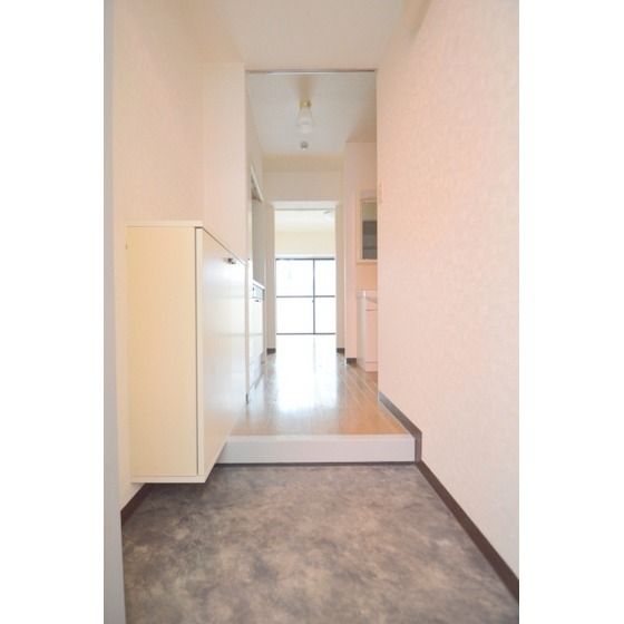 �y���ցz�@���ւɂ̓V���[�Y�{�b�N�X�����