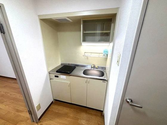 �y�L�b�`���z�@