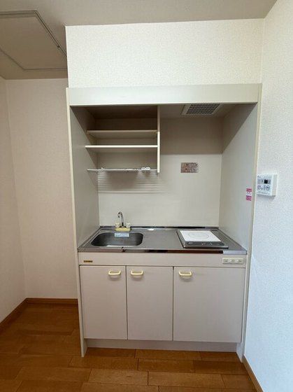 �y�L�b�`���z�@