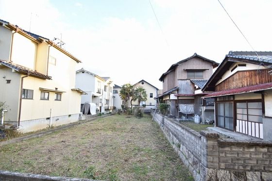 �y���]�z�@