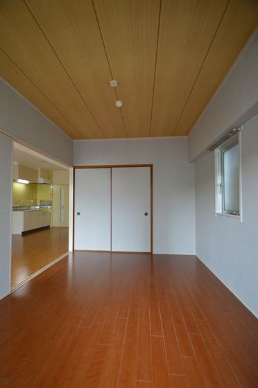 �y���̑������E�X�y�[�X�z�@