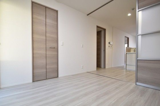 �y���̑������E�X�y�[�X�z�@